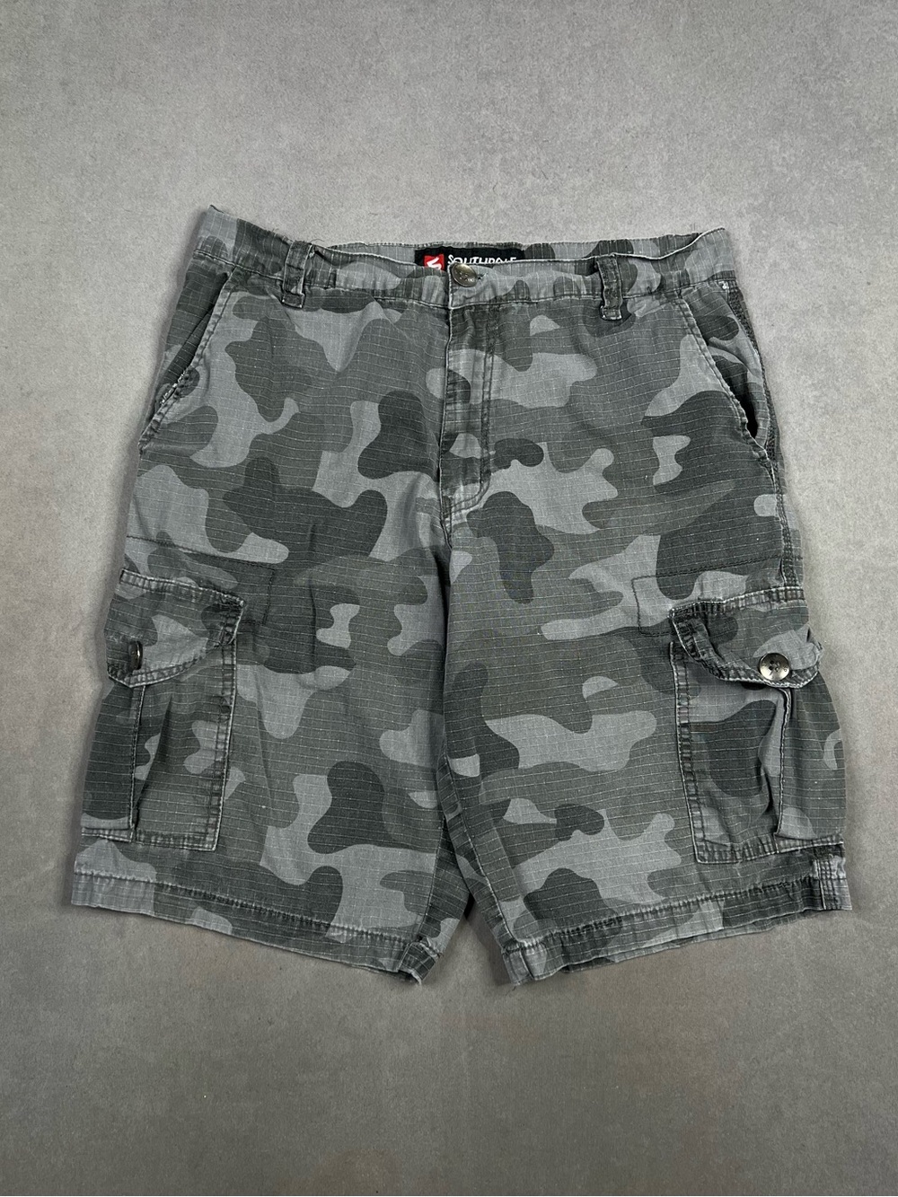 South Pole Gray Camouflage Cargo Shorts Y2K